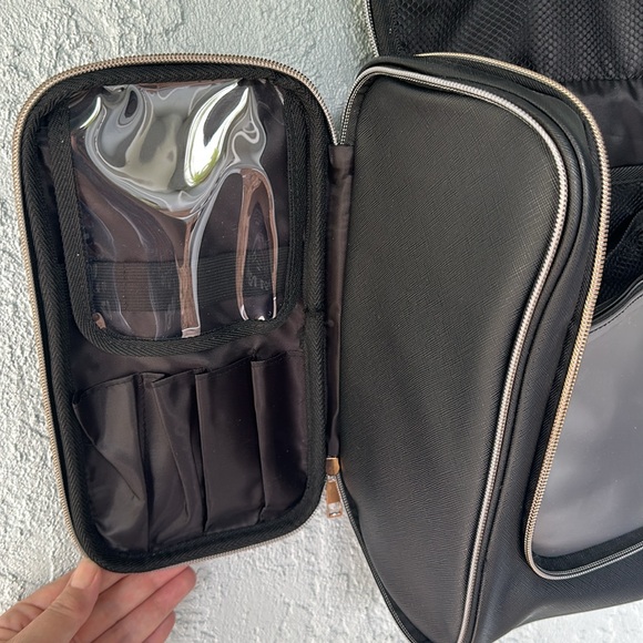 Extra Large Black Plastic Hanging Hygiene Travel Bag With Compartments - Picture 5 of 9